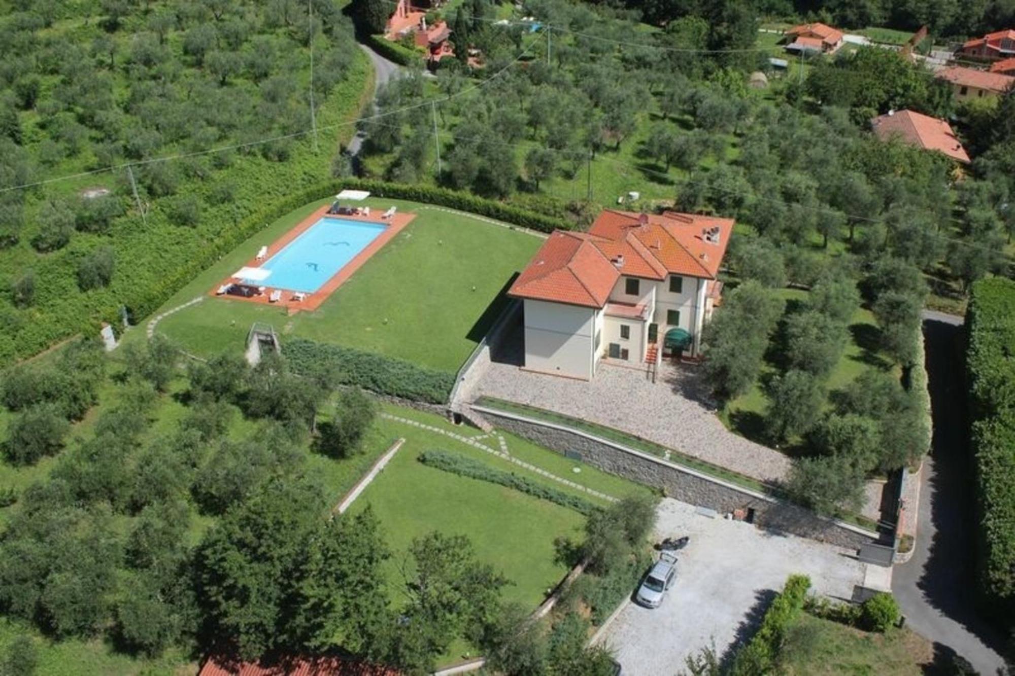 Ferienhaus Mit Privatpool Fuer 16 Personen Ca 390 Qm In Lucca, Toskana Provinz Lucca Exterior foto